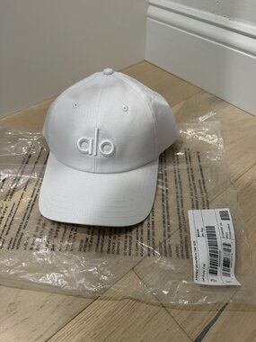 Alo off duty white hat